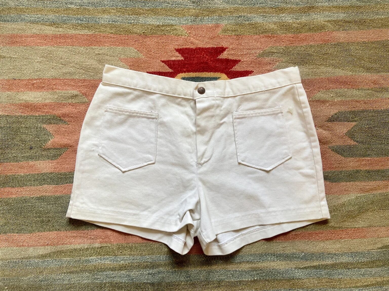 Vintage Hot Pants - Vintage Picks of the Week - Vintage Unscripted