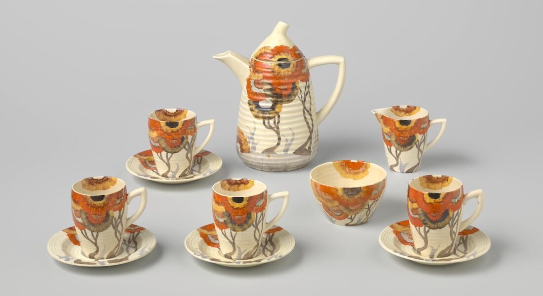 Clarice cliff Tea Set